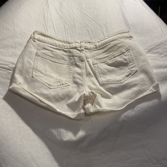 DL1961 Karlie Boyfriend Short - Picture 2 of 2